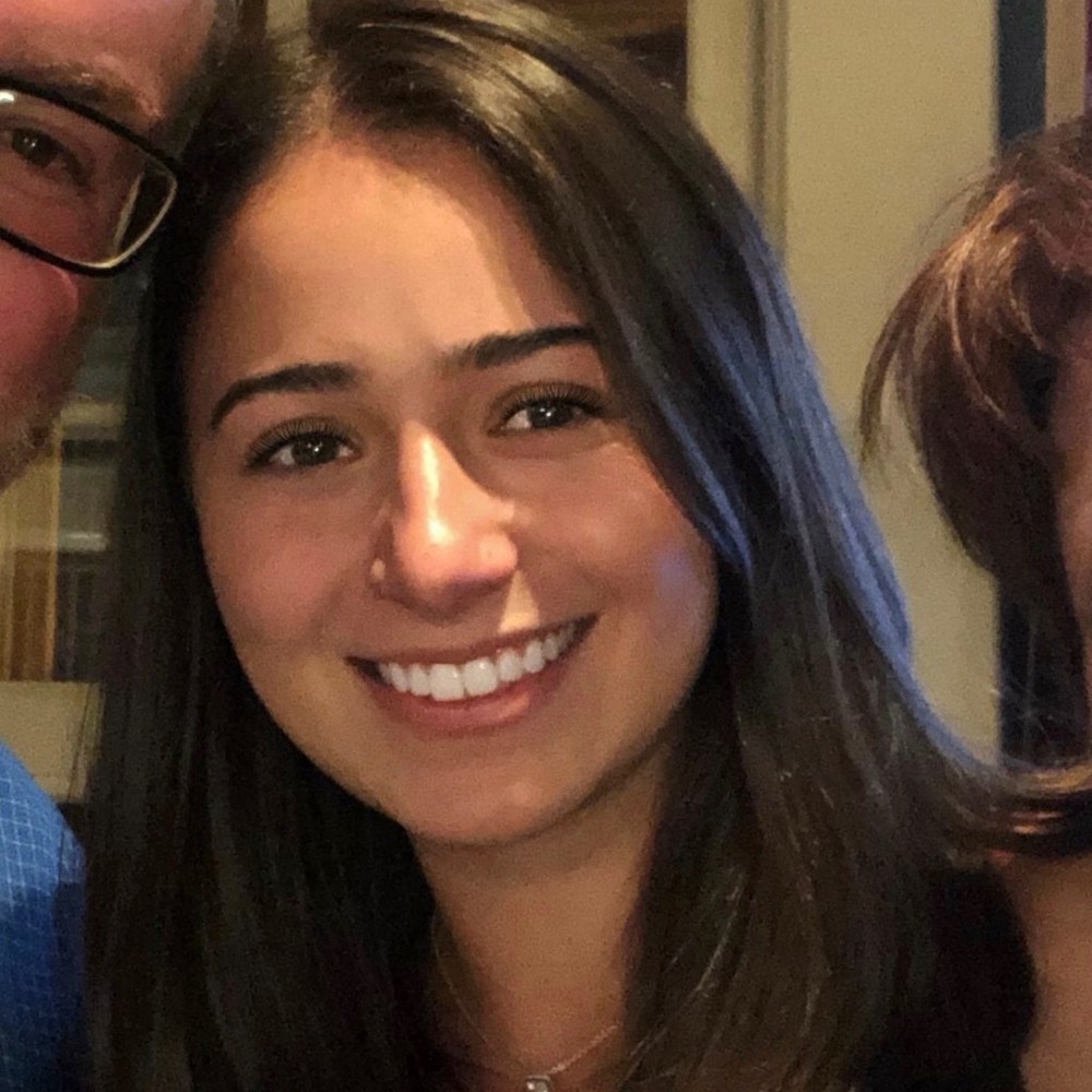 Meet your Posher, Alyssa